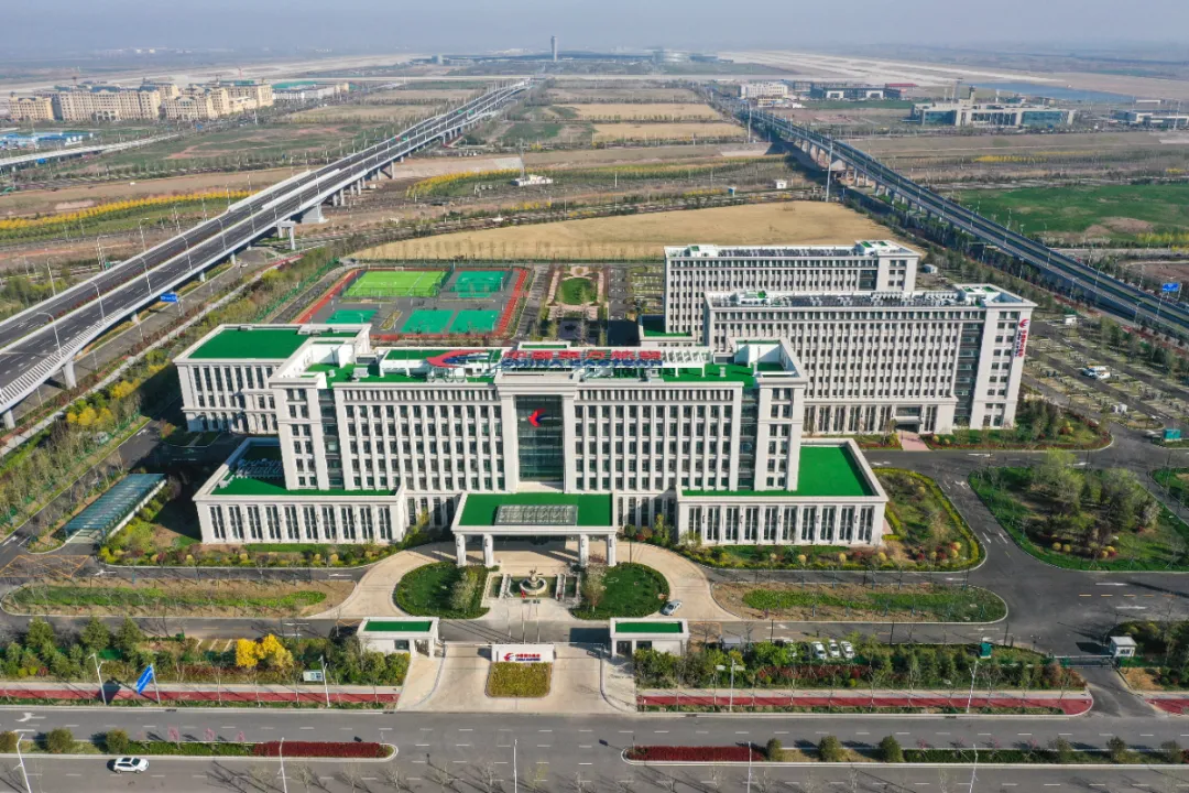 建安精品,助力腾飞—胶东国际机场之东航山东分公司基地